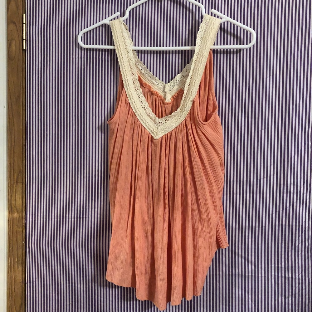 Pink top - Picture 1 of 5